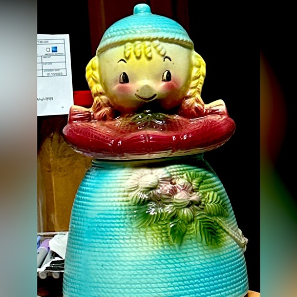 American Bisque vintage Yarn Doll Cookie Jar - Picture 1 of 2